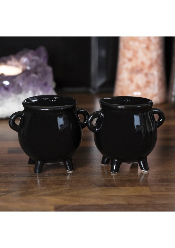 Witches Cauldron Salt and Pepper Shaker Set