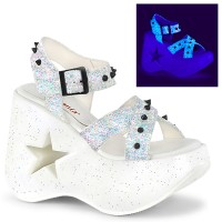 Dynamite Star Womens Platform White Sandal