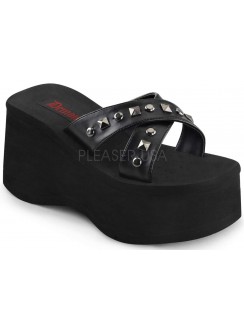 Funn Studded Flatform Cross Strap Slide