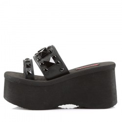 Funn Studded Flatform Slide