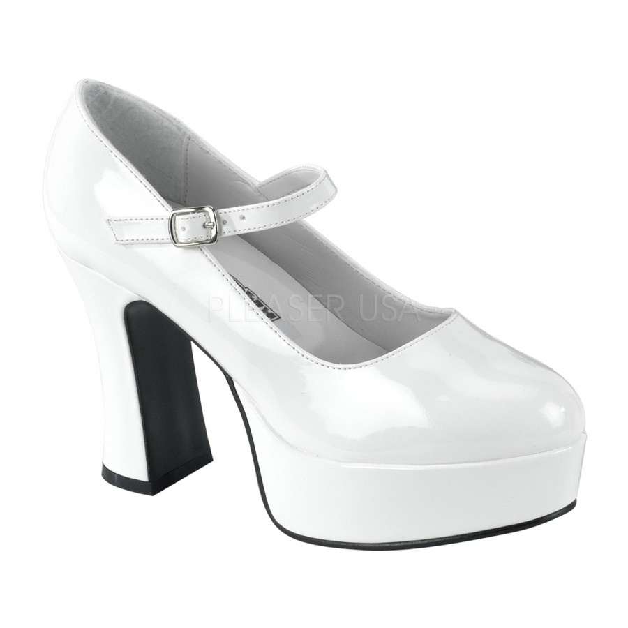 White pumps deals size 4
